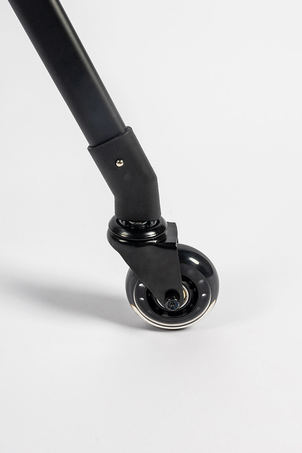 Orion TRANSFORMER rubber caster wheel – smooth-rolling base for professional salon color workstation table on wheels